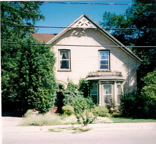 Front view of heritage house located at 212 Stanley Street.
