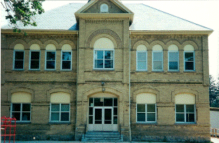 Front view of the heritage Ayr Public School located at 105 Hall St.