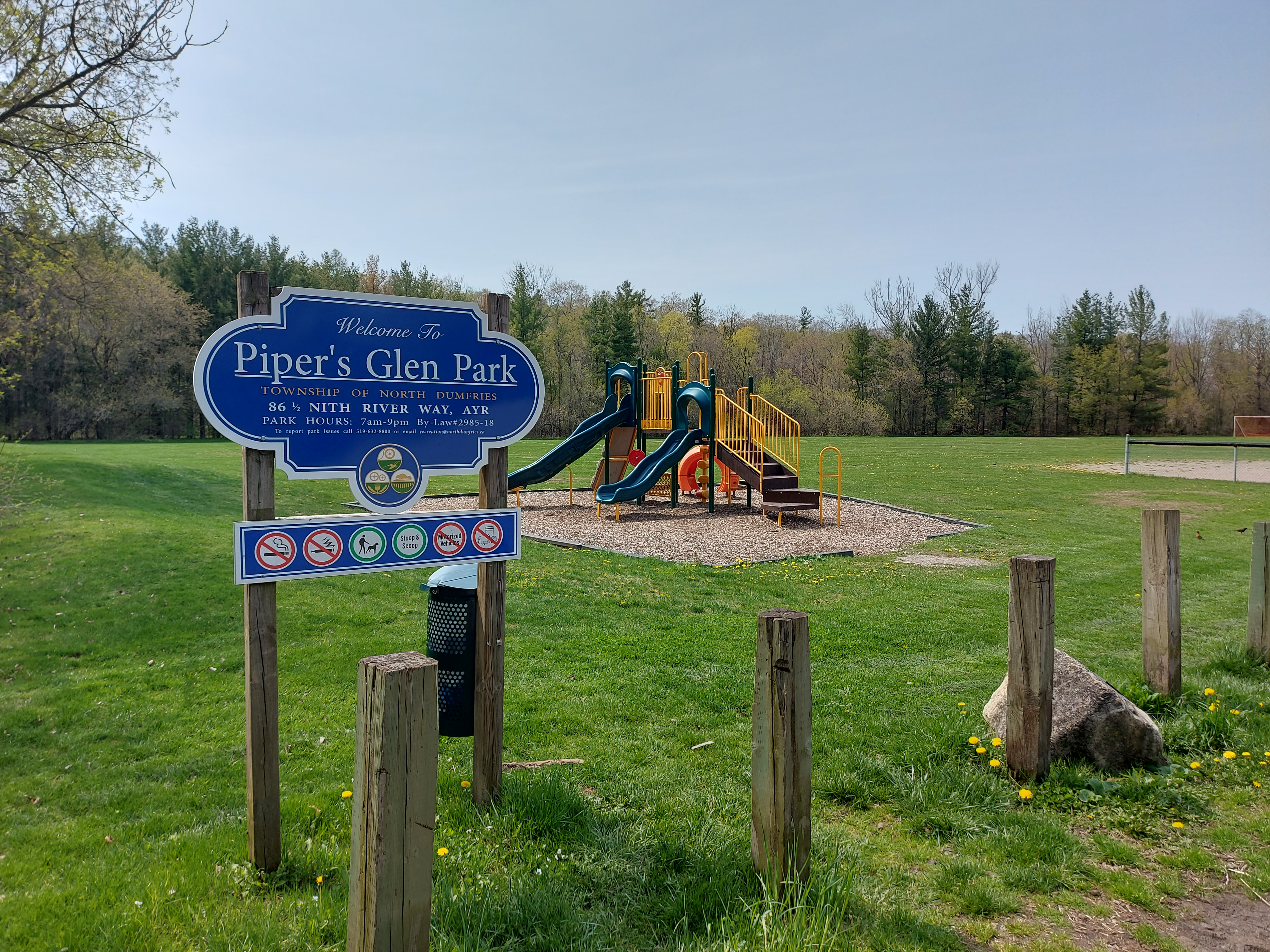 Pipers Glen Park with playground